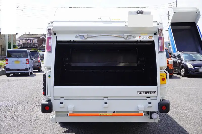 三菱 キャンター  パッカー車(塵芥車) 2RG-FEAV0 R6｜画像4