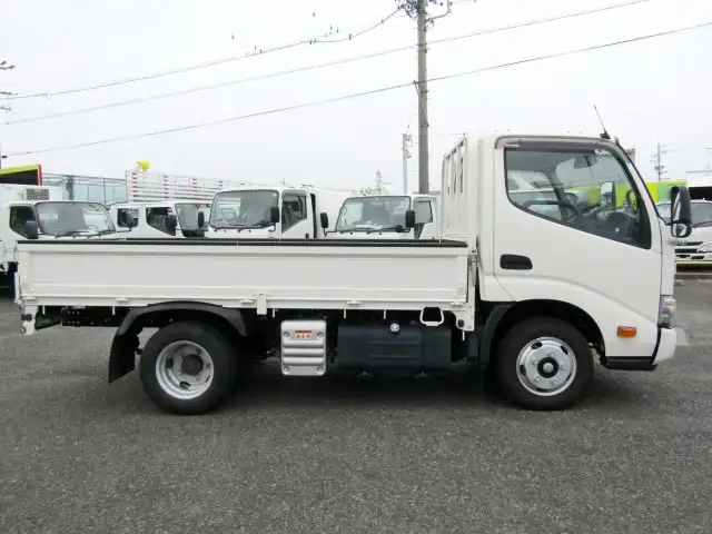 日野 デュトロ  平ボディ 2RG-XZC605M R4｜画像2