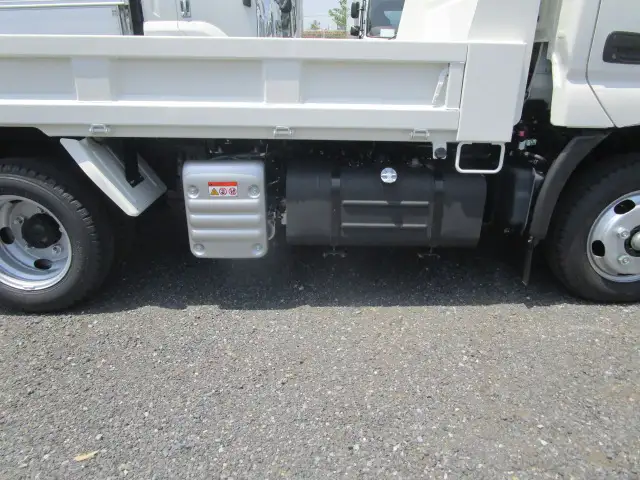 トヨタ ダイナ  ダンプ 2KG-XZC600D R7｜画像18
