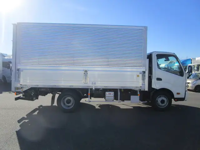日野 デュトロ  ウイング 2KG-XZU710M R6｜画像2