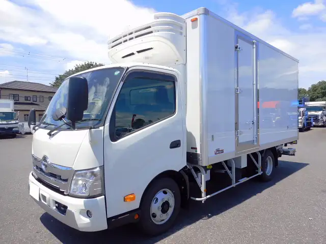 日野 デュトロ  冷凍冷蔵 2KG-XZU712M R6｜画像1