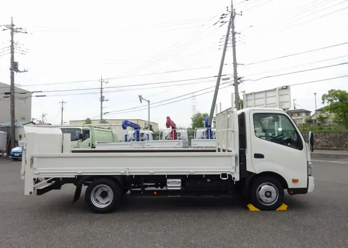 トヨタ ダイナ  平ボディ 2KG-XZU710 R6｜画像4