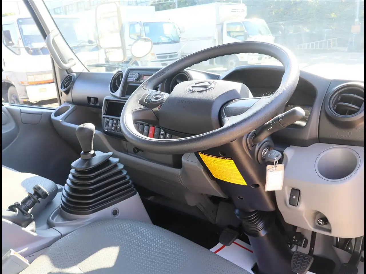 日野 デュトロ  タンク車 2DG-XZU685M R6｜画像13