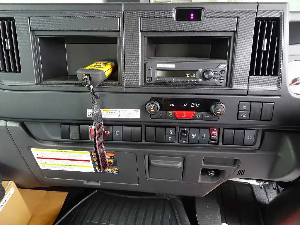いすゞ フォワード  クレーン付き(ユニック) 2RG-FRR90S4 R7｜画像12