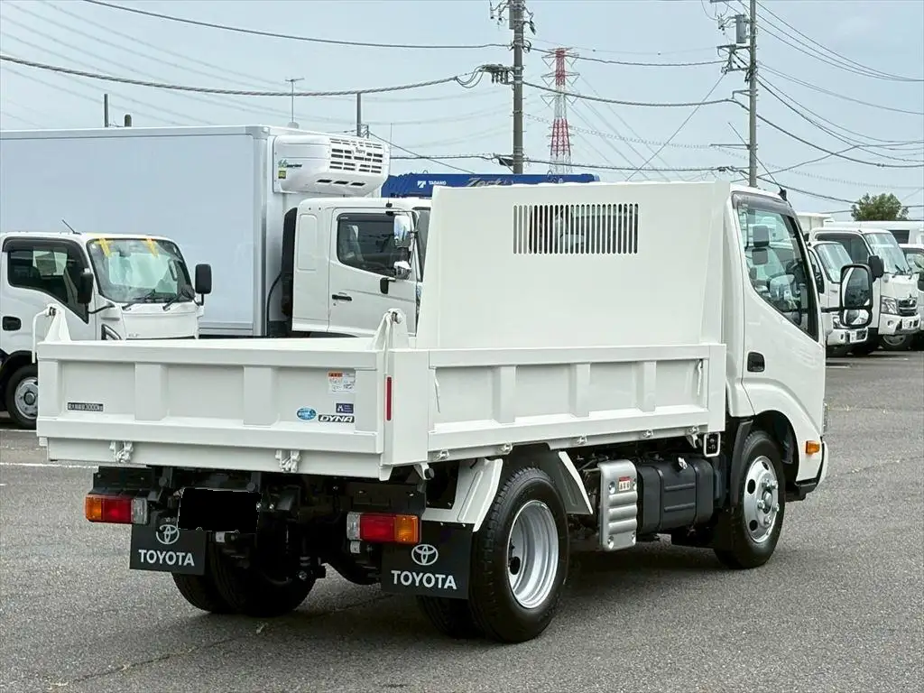 トヨタ ダイナ  ダンプ 2KG-XZU600D R7｜画像3
