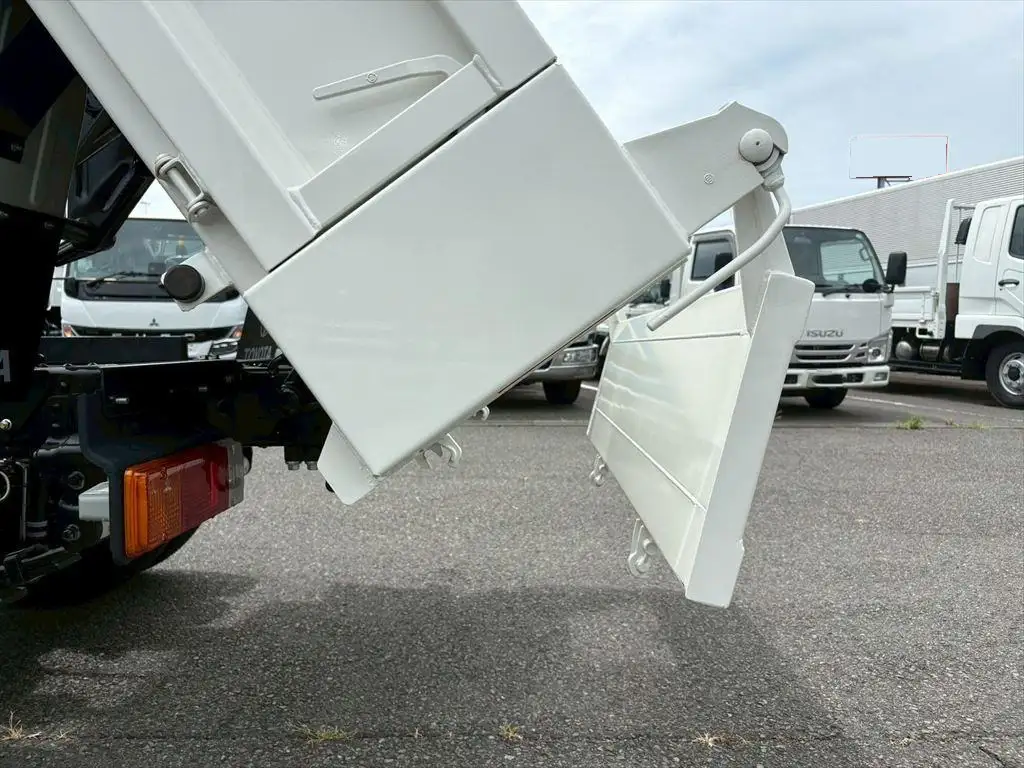 トヨタ ダイナ  ダンプ 2KG-XZU600D R7｜画像9