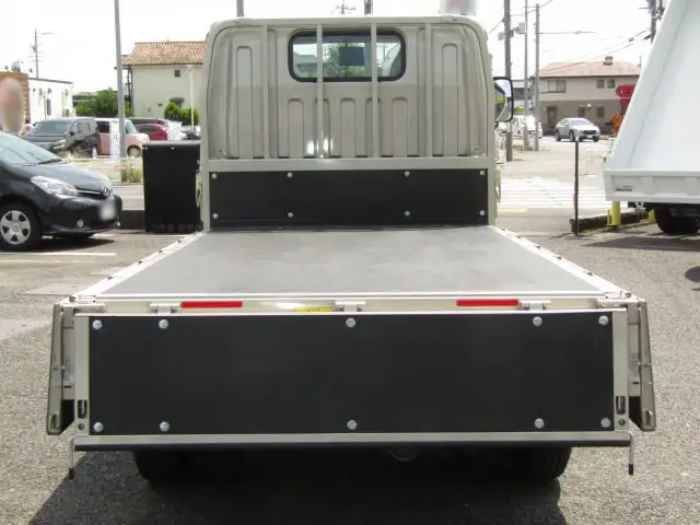 三菱 キャンター  平ボディ 2RG-FBAV0 R6｜画像6