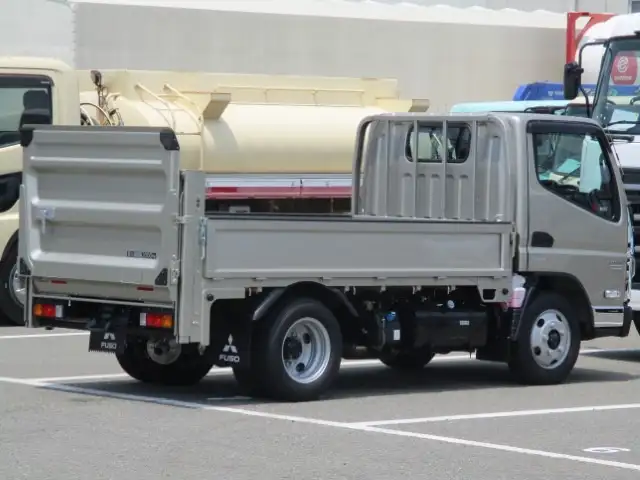 三菱 キャンター  平ボディ 2RG-FBAV0 R7｜画像3