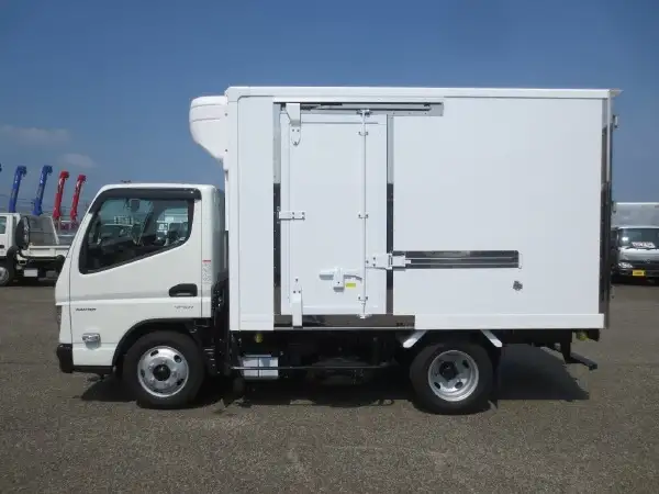 三菱 キャンター  冷凍冷蔵 2RG-FBAV0 R6｜画像8
