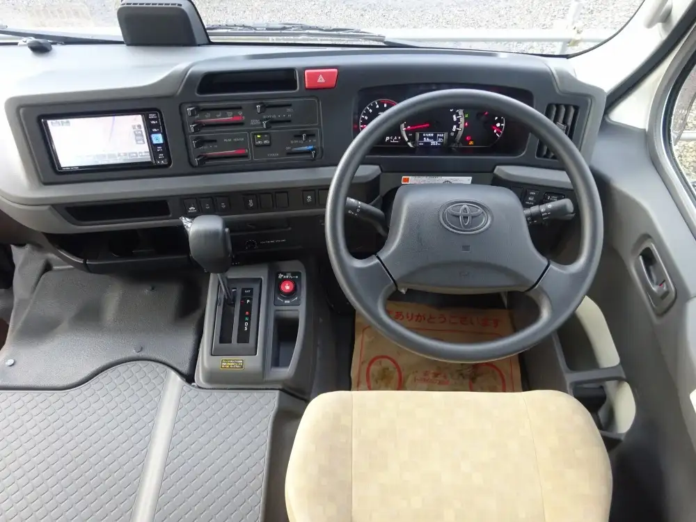 トヨタ コースター  バス 2KG-GDB70 R7｜画像11