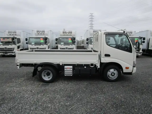 トヨタ ダイナ  平ボディ 2KG-XZC605 R7｜画像3