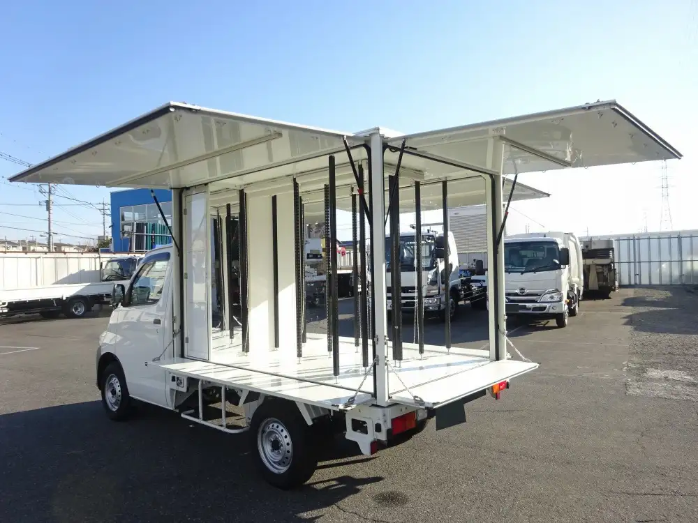トヨタ タウンエース  特殊車両 5BF-S403U R4｜画像7
