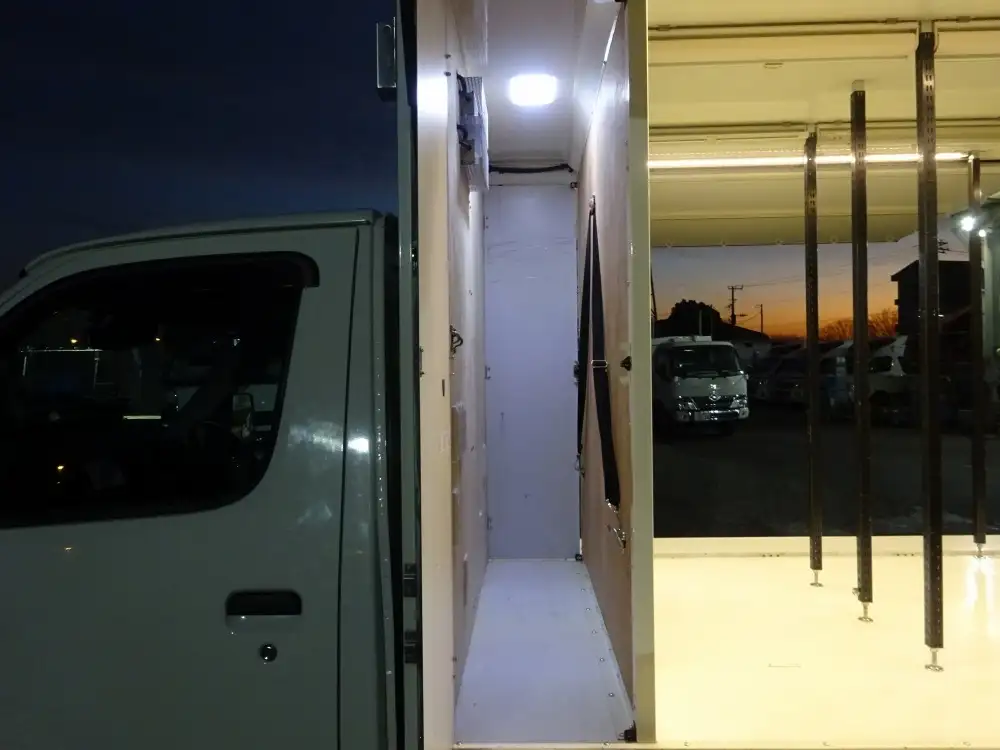 トヨタ タウンエース  特殊車両 5BF-S403U R4｜画像10