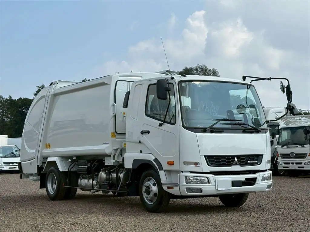 三菱 ファイター  パッカー車(塵芥車) 2KG-FK62F R6｜画像2