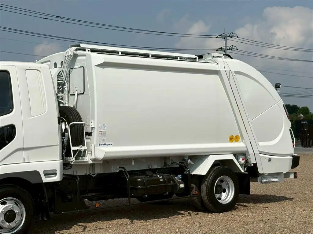 三菱 ファイター  パッカー車(塵芥車) 2KG-FK62F R6｜画像6