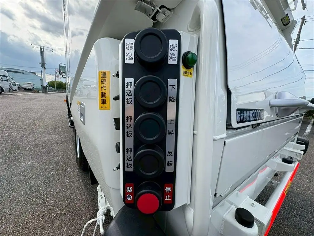 トヨタ ダイナ  パッカー車(塵芥車) 2KG-XZU605A R7｜画像12