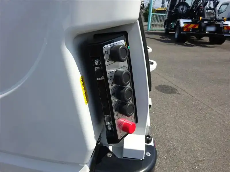 トヨタ ダイナ  パッカー車(塵芥車) 2KG-XZU605 R7｜画像10