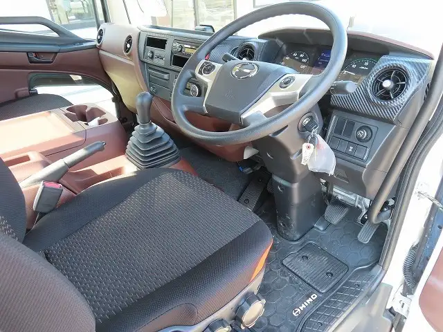 日野 レンジャー  タンク車 2KG-FD2ABA R6｜画像12