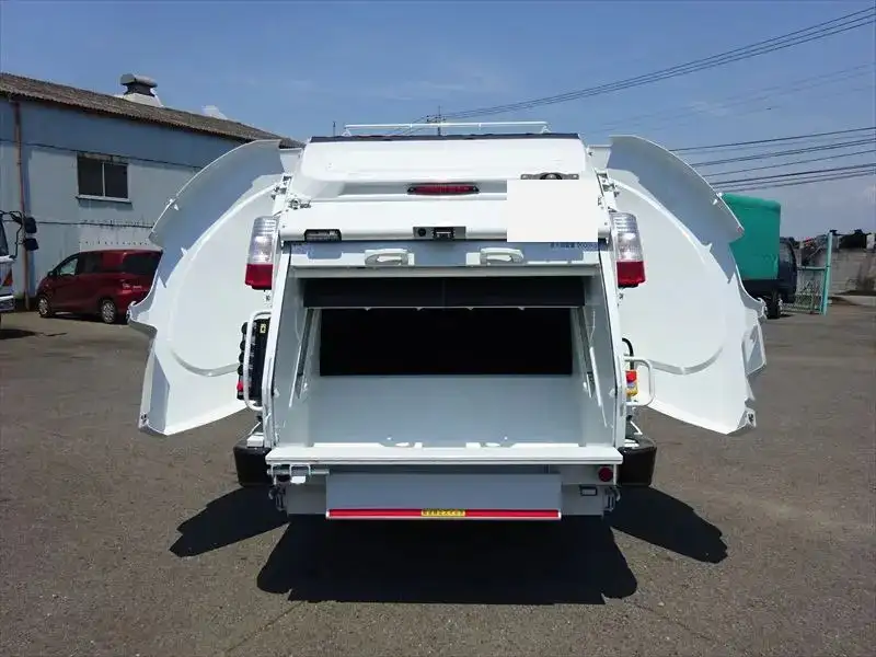 三菱 キャンター  パッカー車(塵芥車) 2RG-FEAV0 R7｜画像4