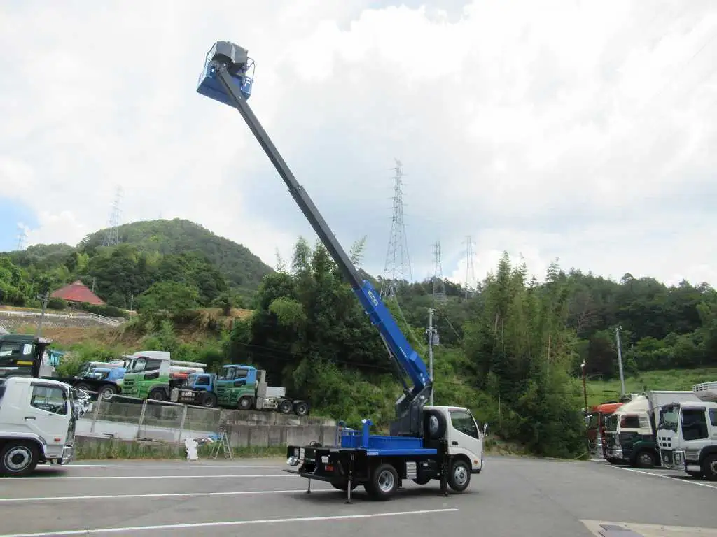 日野 デュトロ  高所・建柱車 2KG-XZU600E R6｜画像6