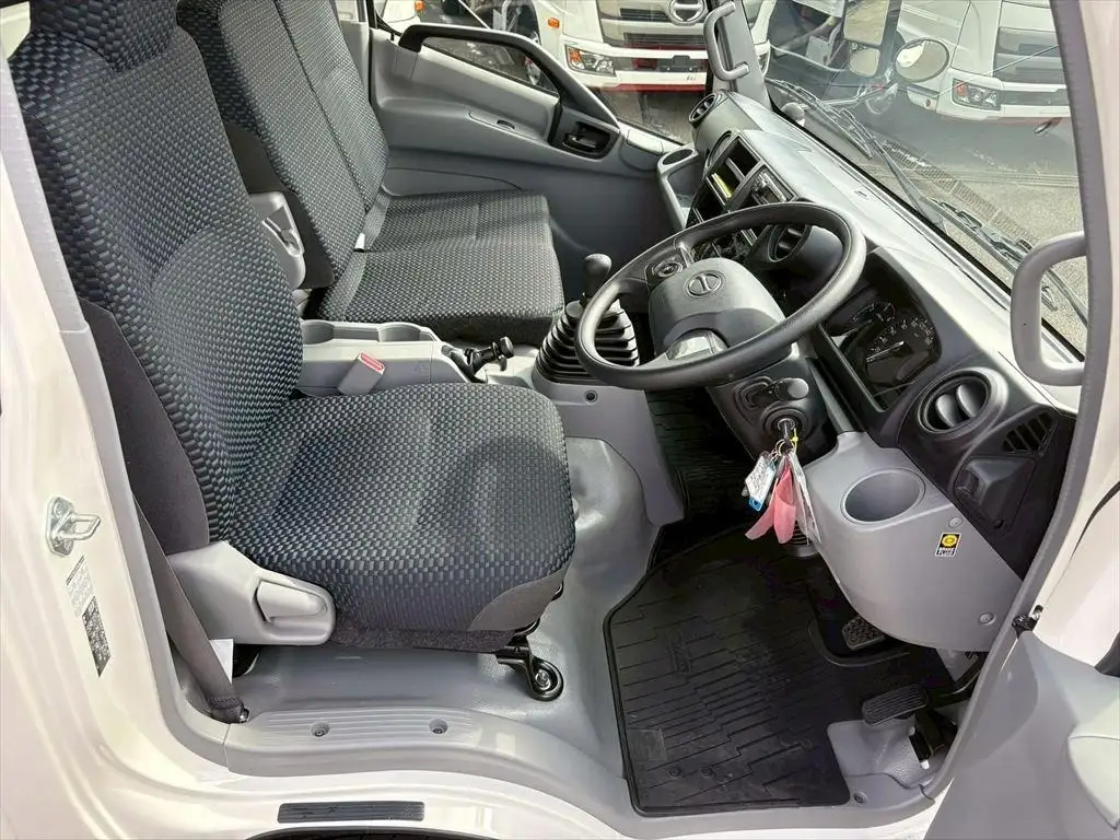 日野 デュトロ  ウイング 2KG-XZU712M R6｜画像13