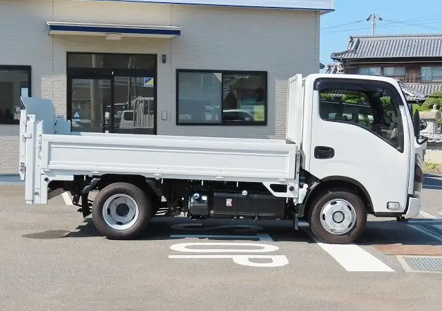 いすゞ エルフ  平ボディ 2RG-NJR88AF R7｜画像3