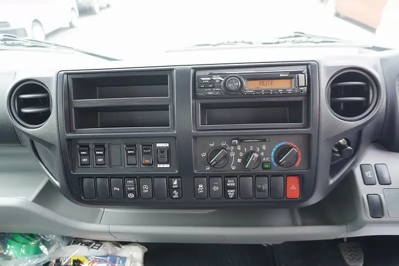 日野 デュトロ  ウイング 2RG-XZU712M R4｜画像13