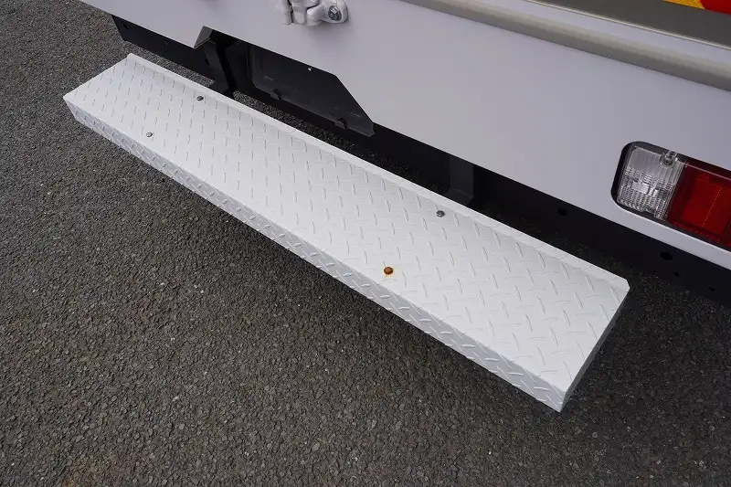 日野 デュトロ  ウイング 2RG-XZU712M R4｜画像9