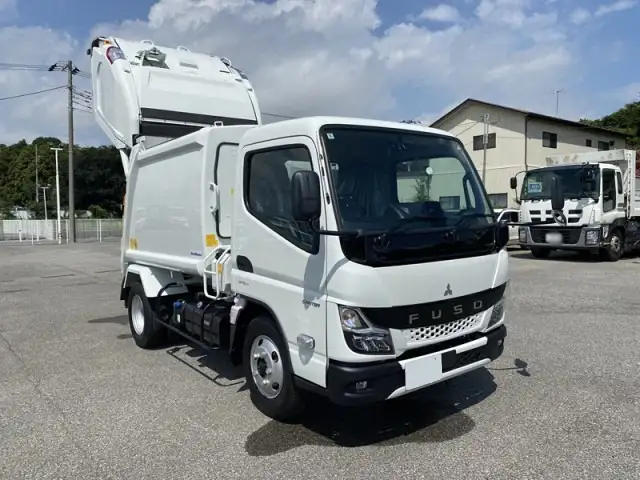 三菱 キャンター  パッカー車(塵芥車) 2RG-FEAV0 R7｜画像2