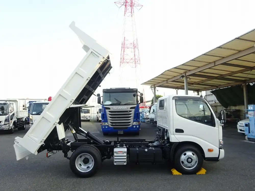 トヨタ ダイナ  ダンプ 2KG-XZU600D R7｜画像3