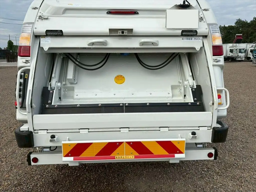 日野 デュトロ  パッカー車(塵芥車) 2KG-XZU710M R7｜画像5