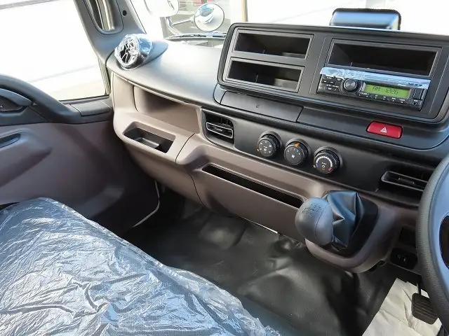 三菱 キャンター  パッカー車(塵芥車) 2RG-FEAV0 R7｜画像16