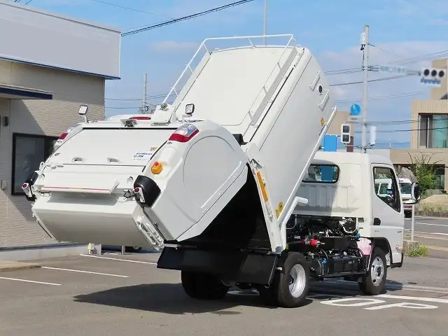 三菱 キャンター  パッカー車(塵芥車) 2RG-FEAV0 R7｜画像5