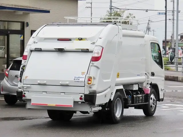 三菱 キャンター  パッカー車(塵芥車) 2RG-FEAV0 R7｜画像3