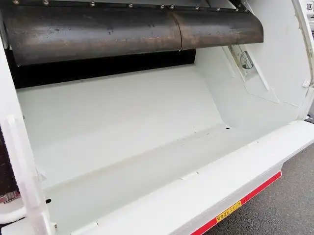 三菱 キャンター  パッカー車(塵芥車) 2RG-FEAV0 R7｜画像6