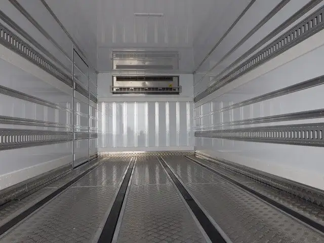 三菱 ファイター  冷凍冷蔵 2KG-FK65F R7｜画像5