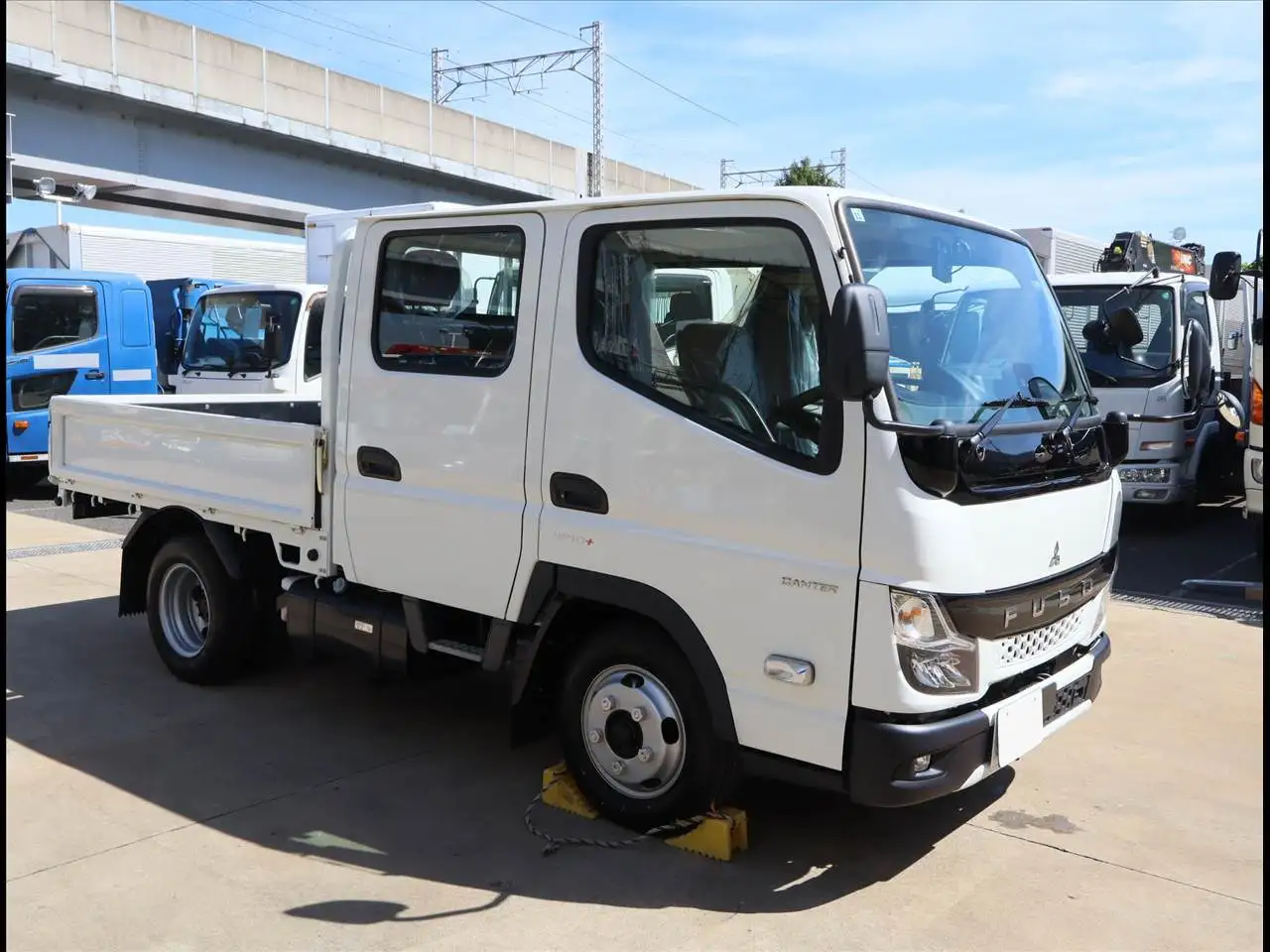三菱 キャンター  平ボディ 2RG-FBA20 R6｜画像2