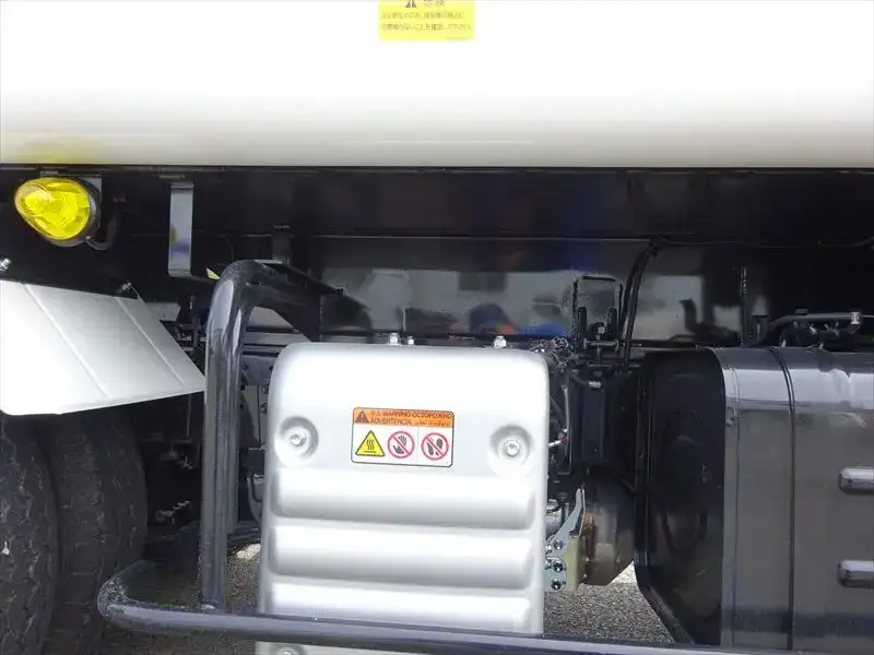 日野 デュトロ  パッカー車(塵芥車) 2KG-XZU605M R7｜画像18