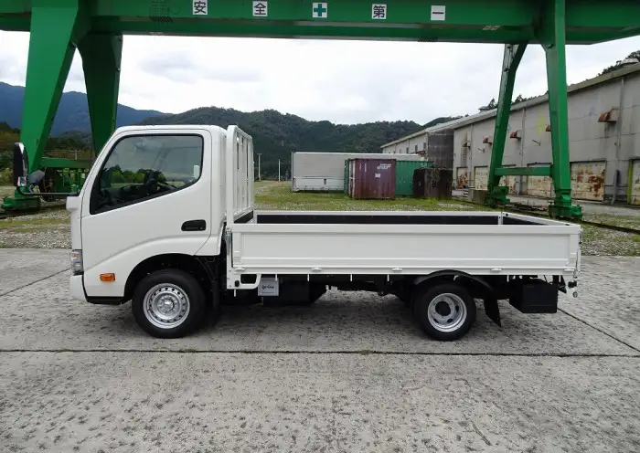トヨタ ダイナ  平ボディ 3BF-TRY230 R7｜画像9