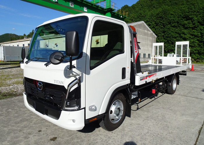 マツダ タイタン 車両重機運搬 セーフティーローダー