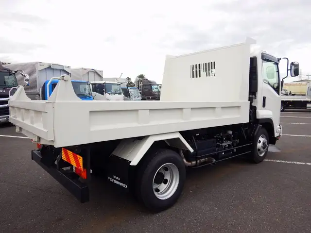 いすゞ フォワード  ダンプ 2RG-FRR90S3 R6｜画像3