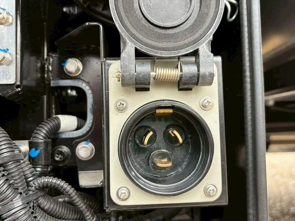 日産UD クオン  冷凍冷蔵 2PG-CD4FA R7|画像12