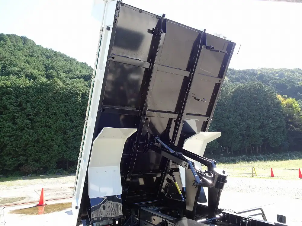 いすゞ フォワード  ダンプ 2RG-FRR90S3 R6|画像15