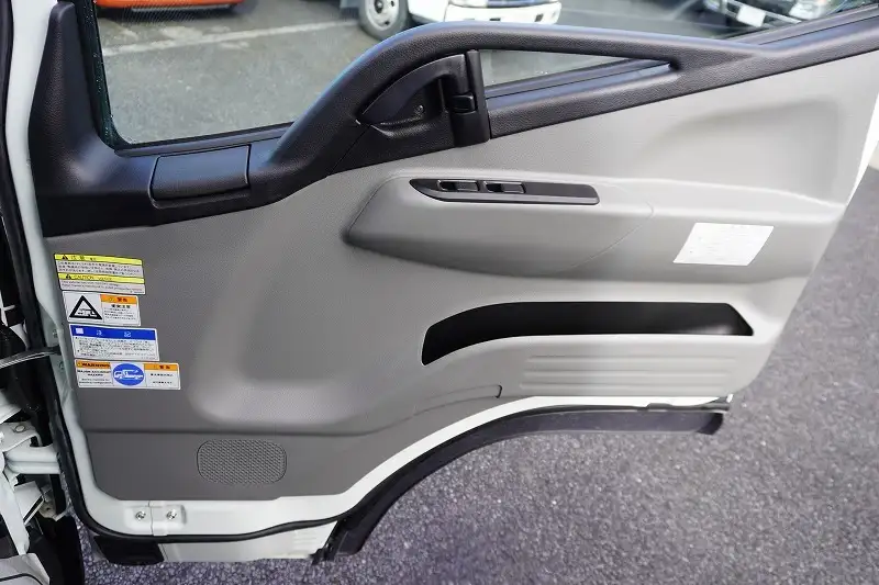 三菱 キャンター  クレーン付き(ユニック) 2PG-FEB80 R7｜画像15