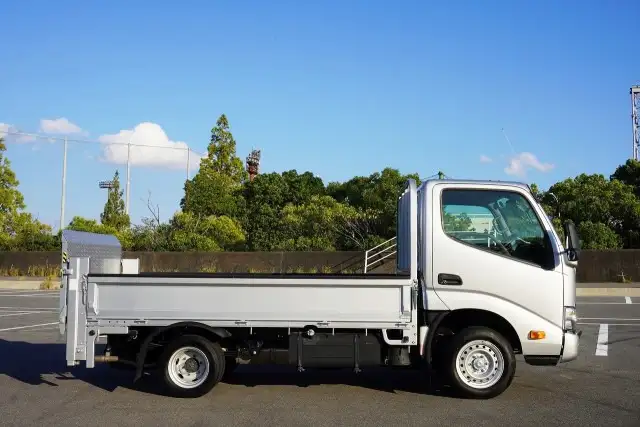 トヨタ ダイナ  平ボディ 3BF-TRY230 R5｜画像3