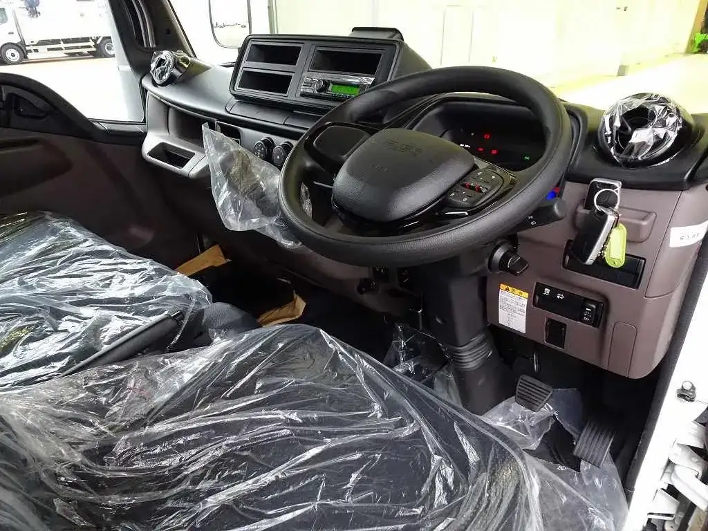 三菱 キャンター  平ボディ 2RG-FBA20 R7｜画像10