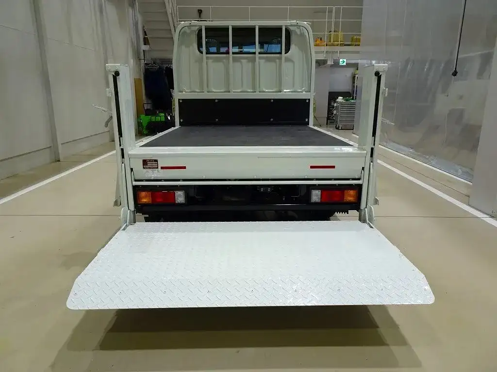 三菱 キャンター  平ボディ 2RG-FBA20 R7｜画像3