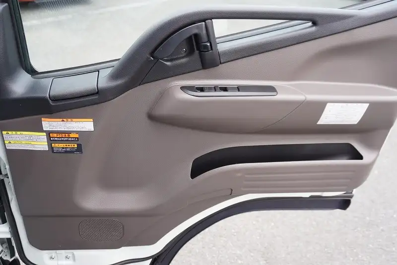 三菱 キャンター  クレーン付き(ユニック) 2PG-FEB80 R7｜画像15