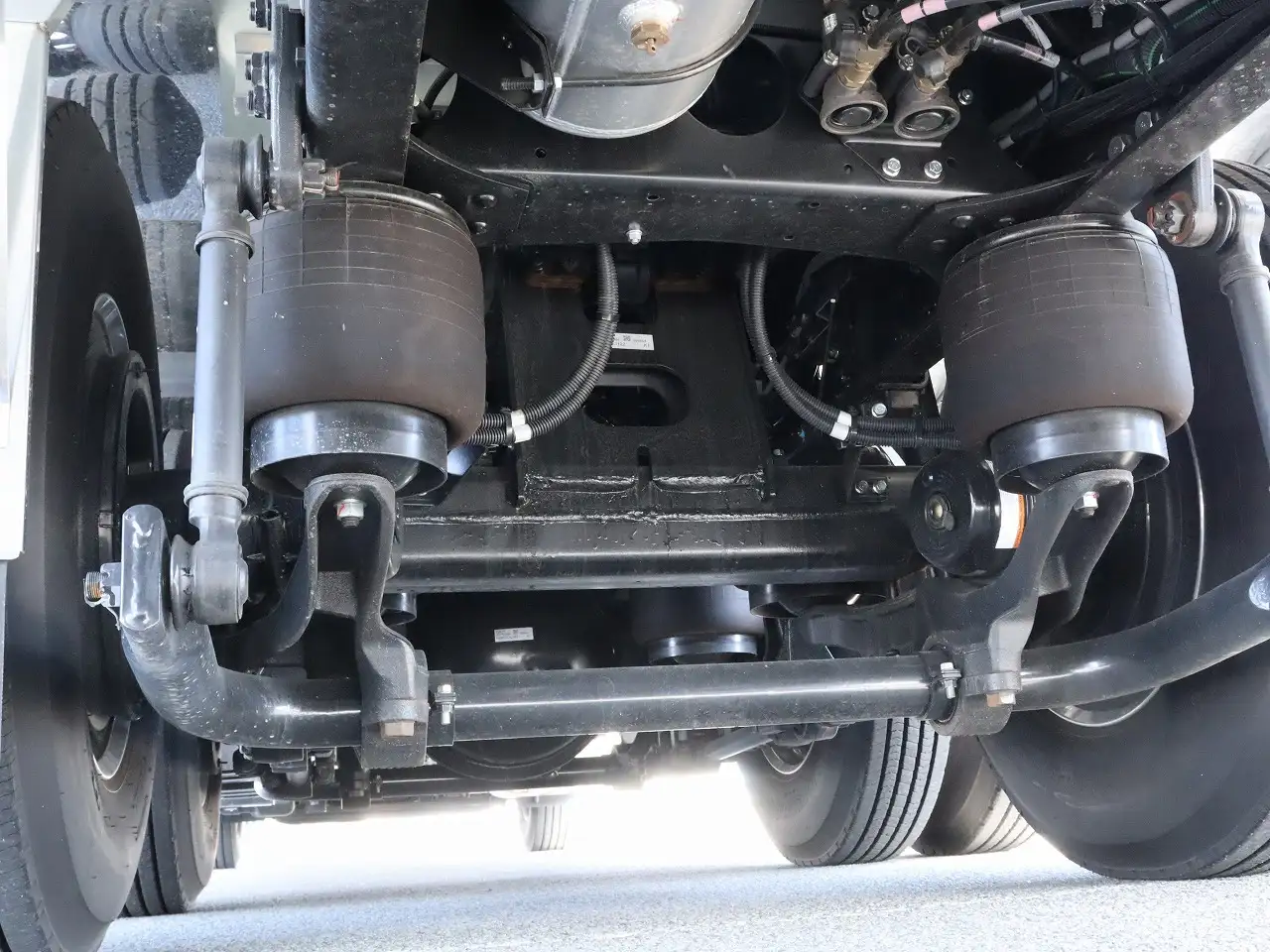 三菱 スーパーグレート  冷凍冷蔵 2PG-FU84HZ R7｜画像17