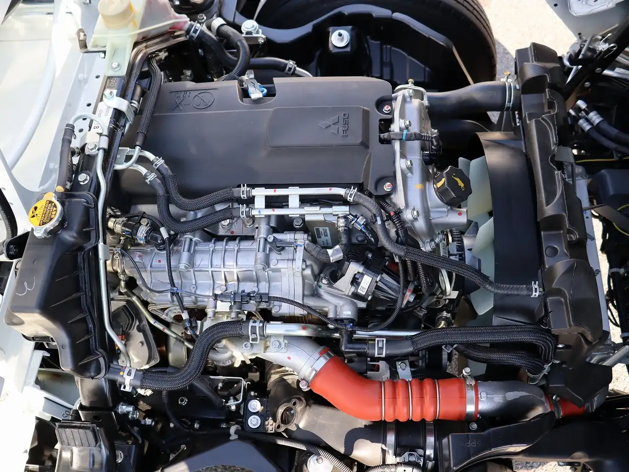 三菱 キャンター  タンク車 2PG-FEA80 R7｜画像19